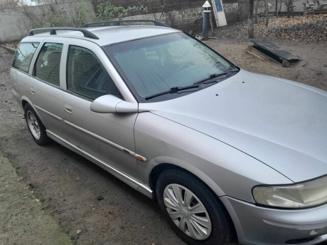 Сірий Опель Вектра, об'ємом двигуна 0 л та пробігом 250 тис. км за 995 $, фото 2 на Automoto.ua