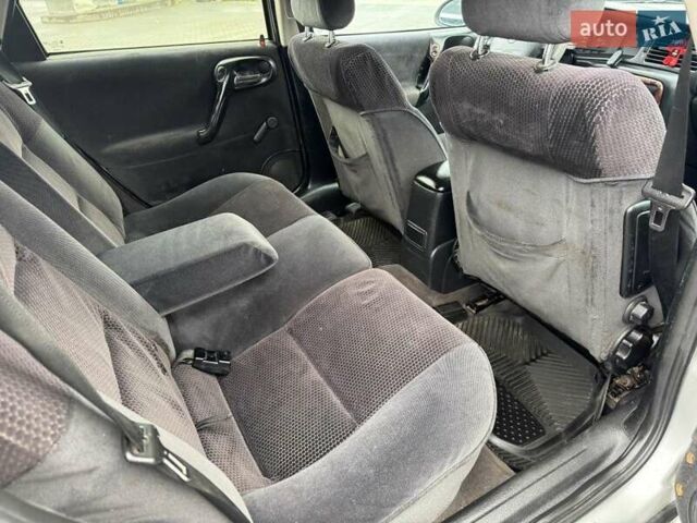 Сірий Опель Вектра, об'ємом двигуна 2 л та пробігом 250 тис. км за 1999 $, фото 35 на Automoto.ua