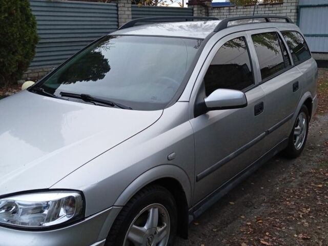 Опель Вектра 2000 в Славянске на Automoto.ua Серый Опель Вектра, объемом двигателя 1.7 л и пробегом 33 тыс. км за 2700 $, фото 1 на Automoto.ua