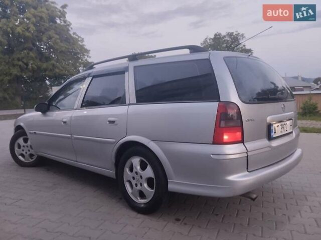 Серый Опель Вектра, объемом двигателя 2.02 л и пробегом 370 тыс. км за 2750 $, фото 3 на Automoto.ua