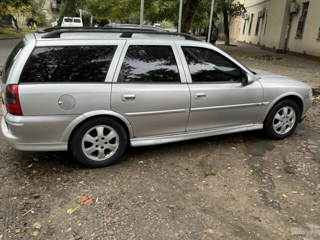 Сірий Опель Вектра, об'ємом двигуна 2 л та пробігом 42 тис. км за 1775 $, фото 9 на Automoto.ua