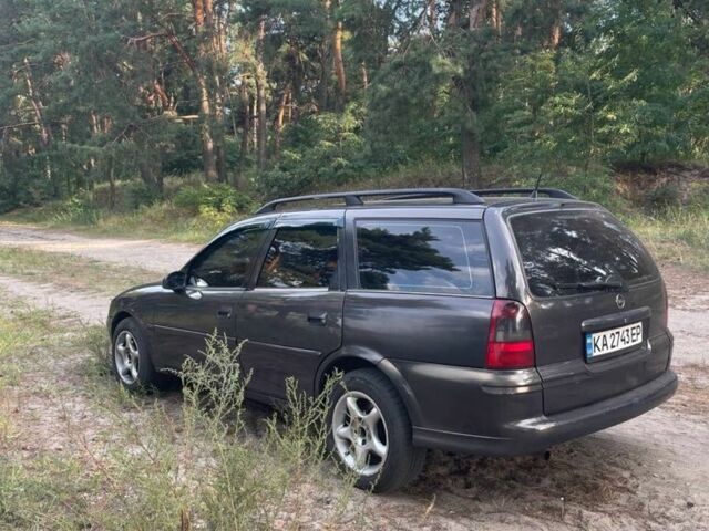 Сірий Опель Вектра, об'ємом двигуна 2 л та пробігом 490 тис. км за 2600 $, фото 1 на Automoto.ua