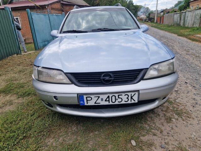 Серый Опель Вектра, объемом двигателя 2 л и пробегом 208 тыс. км за 950 $, фото 1 на Automoto.ua