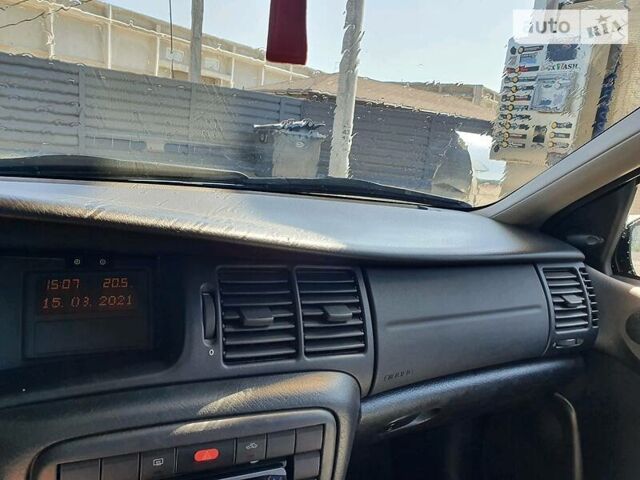 Серый Опель Вектра, объемом двигателя 2 л и пробегом 318 тыс. км за 2150 $, фото 2 на Automoto.ua