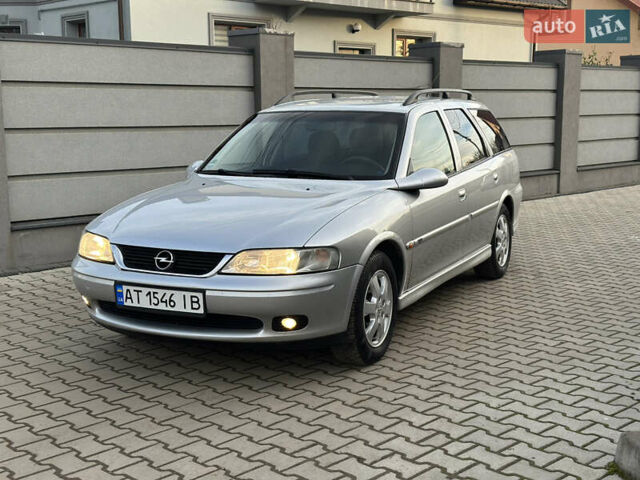 Сірий Опель Вектра, об'ємом двигуна 1.8 л та пробігом 260 тис. км за 3400 $, фото 4 на Automoto.ua