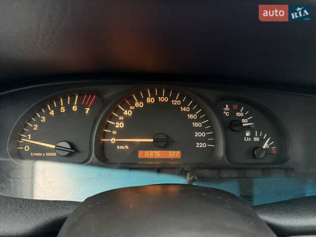 Сірий Опель Вектра, об'ємом двигуна 1.8 л та пробігом 216 тис. км за 3300 $, фото 19 на Automoto.ua