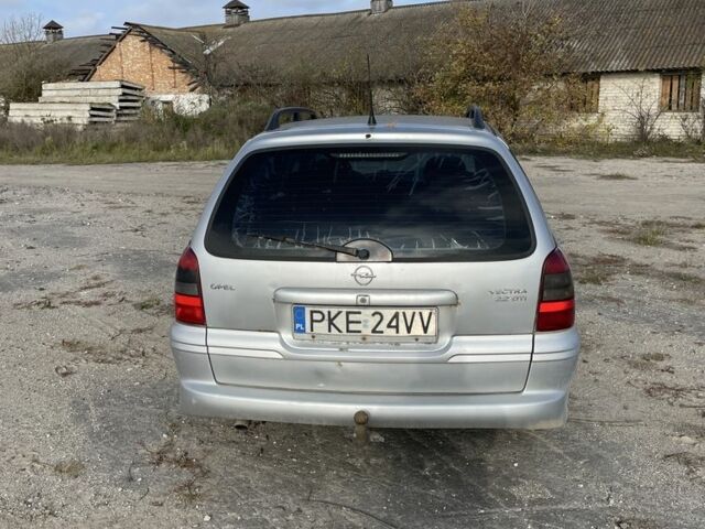 Опель Вектра 2001 в Дубно на Automoto.ua Серый Опель Вектра, объемом двигателя 2.2 л и пробегом 300 тыс. км за 1450 $, фото 2 на Automoto.ua