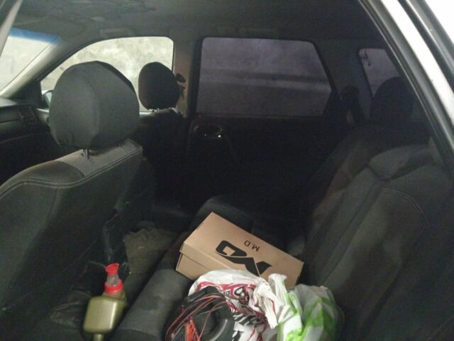 Серый Опель Вектра, объемом двигателя 2 л и пробегом 340 тыс. км за 828 $, фото 2 на Automoto.ua