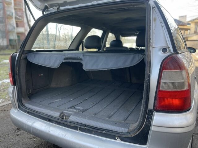 Серый Опель Вектра, объемом двигателя 2.2 л и пробегом 300 тыс. км за 1299 $, фото 19 на Automoto.ua