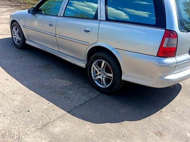 Серый Опель Вектра, объемом двигателя 2.2 л и пробегом 0 тыс. км за 2900 $, фото 1 на Automoto.ua