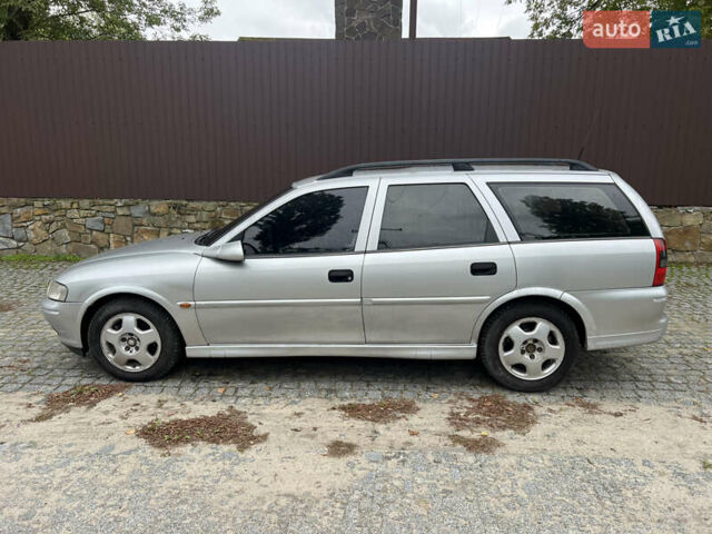 Сірий Опель Вектра, об'ємом двигуна 2 л та пробігом 300 тис. км за 1700 $, фото 7 на Automoto.ua