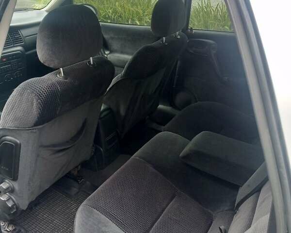 Сірий Опель Вектра, об'ємом двигуна 2 л та пробігом 320 тис. км за 2300 $, фото 4 на Automoto.ua