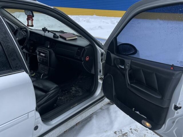 Сірий Опель Вектра, об'ємом двигуна 2.2 л та пробігом 450 тис. км за 3300 $, фото 10 на Automoto.ua