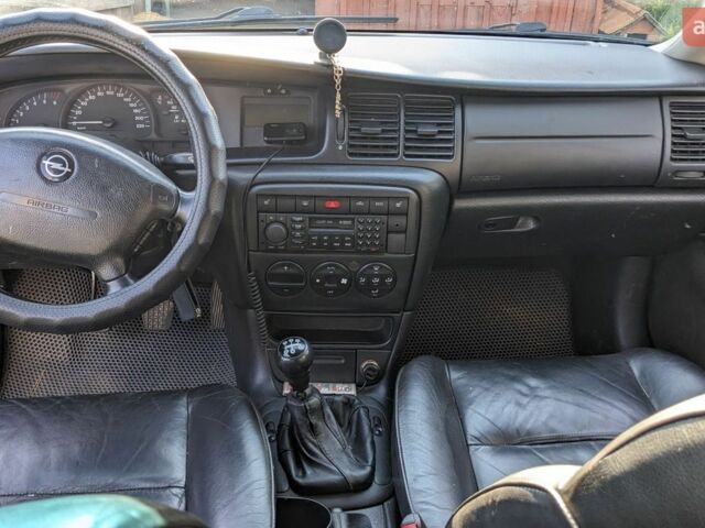 Серый Опель Вектра, объемом двигателя 2.17 л и пробегом 350 тыс. км за 3000 $, фото 10 на Automoto.ua