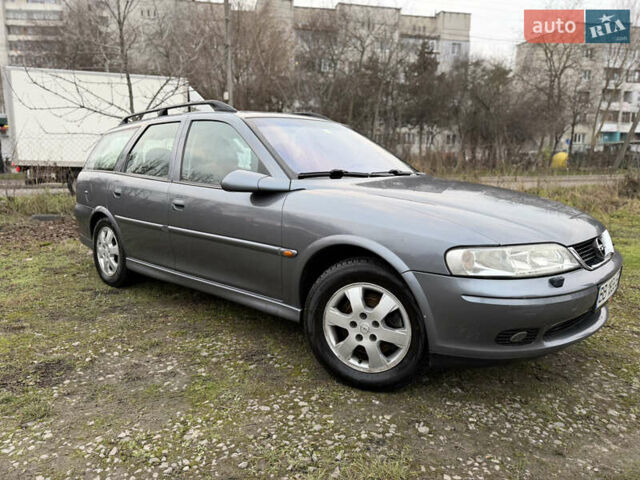 Сірий Опель Вектра, об'ємом двигуна 1.8 л та пробігом 216 тис. км за 3300 $, фото 2 на Automoto.ua