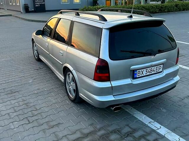 Сірий Опель Вектра, об'ємом двигуна 2.2 л та пробігом 360 тис. км за 3600 $, фото 1 на Automoto.ua