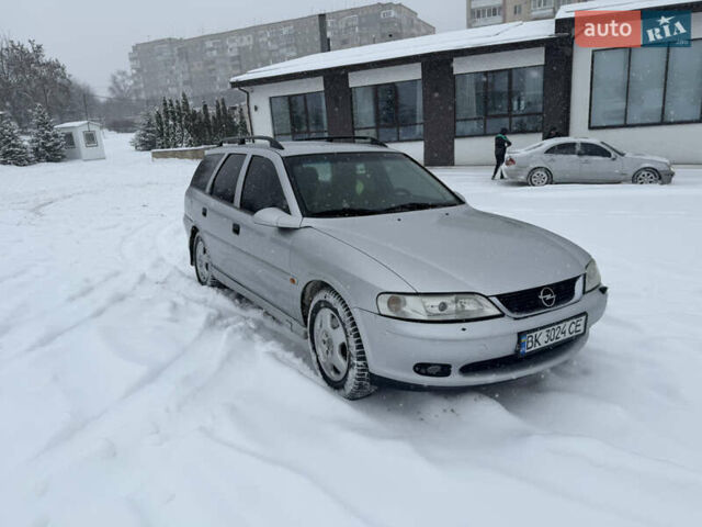 Сірий Опель Вектра, об'ємом двигуна 1.99 л та пробігом 380 тис. км за 2250 $, фото 7 на Automoto.ua