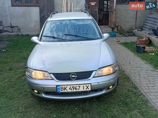 Сірий Опель Вектра, об'ємом двигуна 2.2 л та пробігом 445 тис. км за 1800 $, фото 1 на Automoto.ua