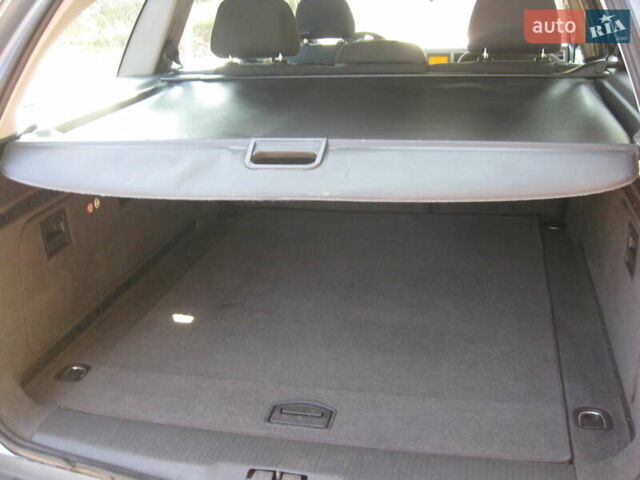 Серый Опель Вектра, объемом двигателя 2.17 л и пробегом 237 тыс. км за 4650 $, фото 8 на Automoto.ua