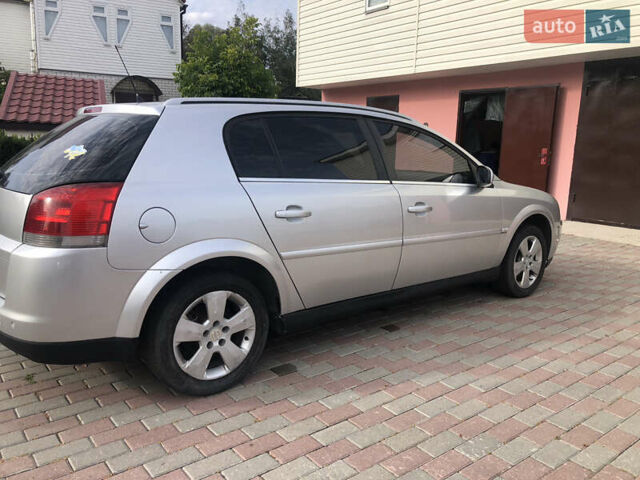 Сірий Опель Вектра, об'ємом двигуна 1.8 л та пробігом 247 тис. км за 2750 $, фото 1 на Automoto.ua