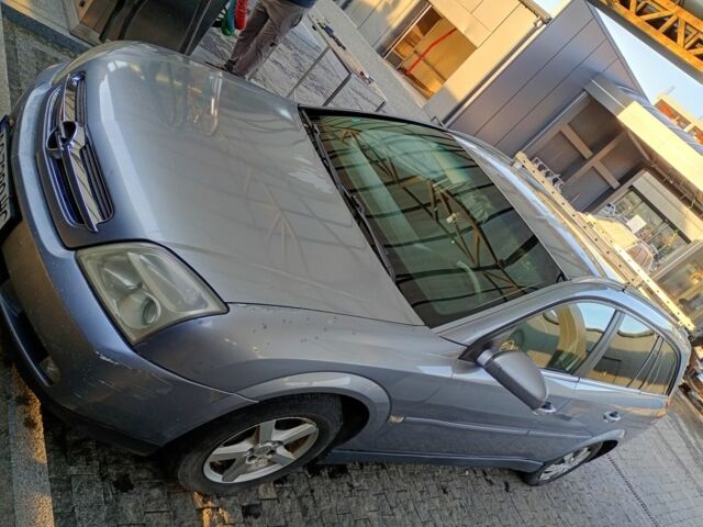 Сірий Опель Вектра, об'ємом двигуна 2.2 л та пробігом 436 тис. км за 3200 $, фото 3 на Automoto.ua