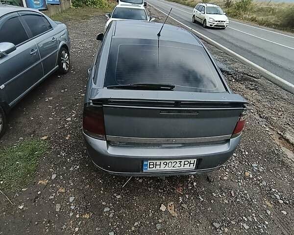 Серый Опель Вектра, объемом двигателя 2.2 л и пробегом 400 тыс. км за 4300 $, фото 1 на Automoto.ua