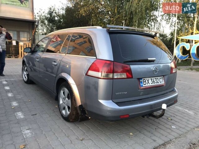 Сірий Опель Вектра, об'ємом двигуна 1.8 л та пробігом 200 тис. км за 4500 $, фото 2 на Automoto.ua