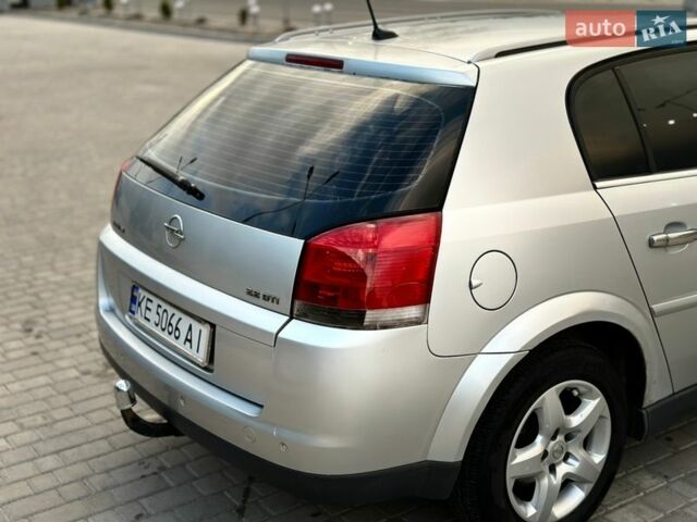 Серый Опель Вектра, объемом двигателя 2.2 л и пробегом 286 тыс. км за 3700 $, фото 8 на Automoto.ua