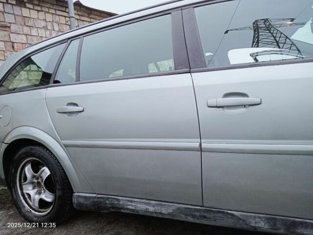 Серый Опель Вектра, объемом двигателя 2.2 л и пробегом 482 тыс. км за 2700 $, фото 18 на Automoto.ua