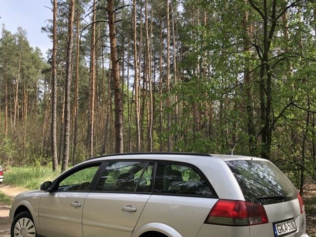 Серый Опель Вектра, объемом двигателя 2 л и пробегом 280 тыс. км за 2149 $, фото 6 на Automoto.ua