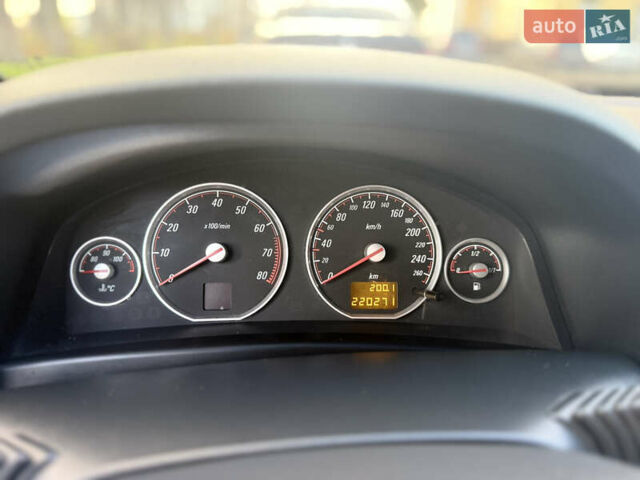 Сірий Опель Вектра, об'ємом двигуна 2 л та пробігом 220 тис. км за 3550 $, фото 5 на Automoto.ua