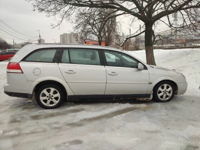 Серый Опель Вектра, объемом двигателя 2.2 л и пробегом 290 тыс. км за 1853 $, фото 4 на Automoto.ua