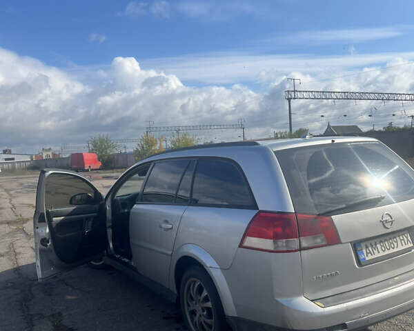 Серый Опель Вектра, объемом двигателя 2 л и пробегом 430 тыс. км за 4000 $, фото 3 на Automoto.ua