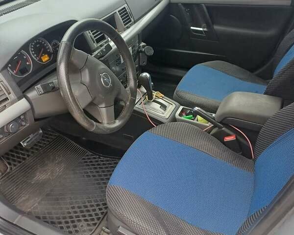 Сірий Опель Вектра, об'ємом двигуна 1.9 л та пробігом 230 тис. км за 5500 $, фото 5 на Automoto.ua