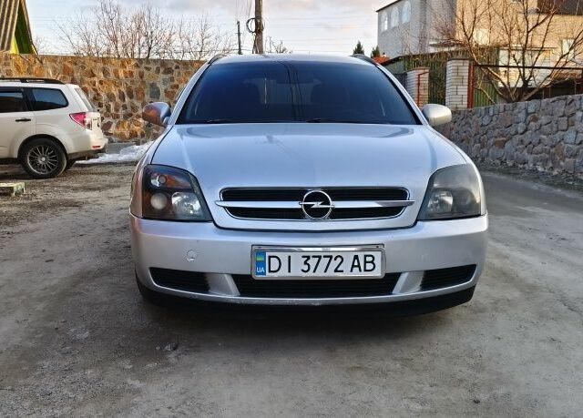 Сірий Опель Вектра, об'ємом двигуна 2.2 л та пробігом 300 тис. км за 3399 $, фото 5 на Automoto.ua