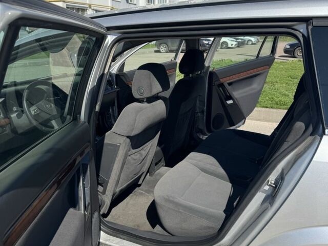 Сірий Опель Вектра, об'ємом двигуна 2.2 л та пробігом 286 тис. км за 2550 $, фото 11 на Automoto.ua