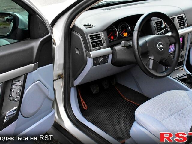 Сірий Опель Вектра, об'ємом двигуна 2 л та пробігом 182 тис. км за 4200 $, фото 7 на Automoto.ua