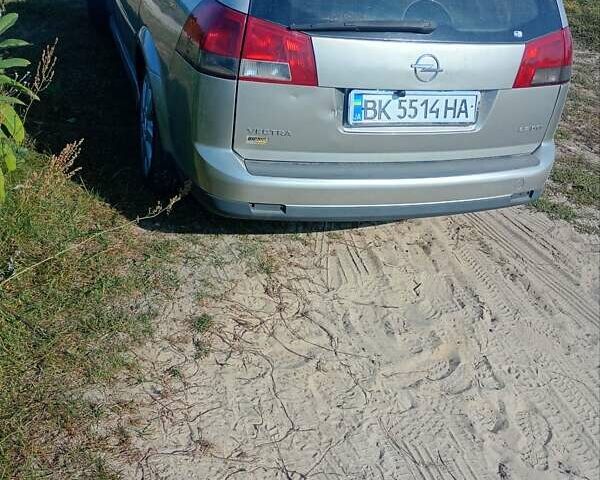 Сірий Опель Вектра, об'ємом двигуна 2.2 л та пробігом 280 тис. км за 3500 $, фото 5 на Automoto.ua