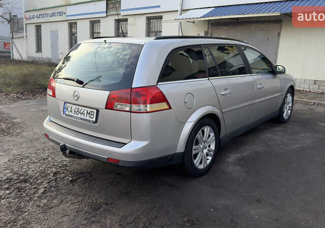 Сірий Опель Вектра, об'ємом двигуна 2.2 л та пробігом 320 тис. км за 4700 $, фото 6 на Automoto.ua