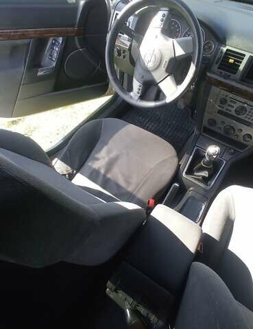 Серый Опель Вектра, объемом двигателя 2.2 л и пробегом 214 тыс. км за 4200 $, фото 1 на Automoto.ua