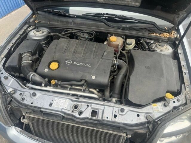 Серый Опель Вектра, объемом двигателя 1.9 л и пробегом 350 тыс. км за 2800 $, фото 10 на Automoto.ua