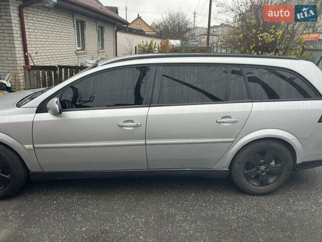 Серый Опель Вектра, объемом двигателя 1.9 л и пробегом 400 тыс. км за 5000 $, фото 3 на Automoto.ua