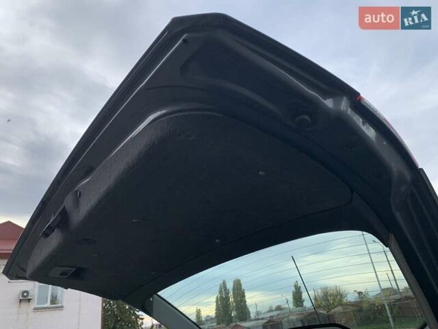 Опель Вектра 2004 в Киеве на Automoto.ua Серый Опель Вектра, объемом двигателя 2.02 л и пробегом 384 тыс. км за 3452 $, фото 56 на Automoto.ua