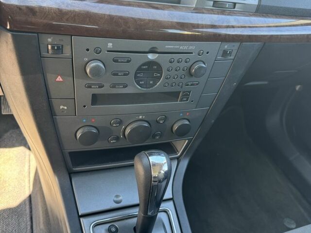 Сірий Опель Вектра, об'ємом двигуна 2.2 л та пробігом 286 тис. км за 2550 $, фото 12 на Automoto.ua