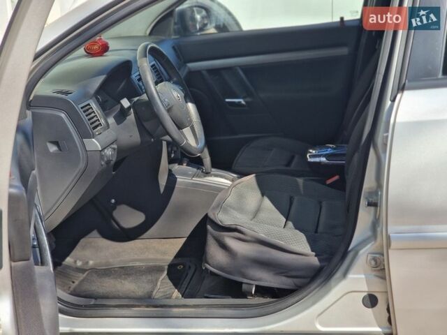 Серый Опель Вектра, объемом двигателя 1.9 л и пробегом 356 тыс. км за 4990 $, фото 32 на Automoto.ua