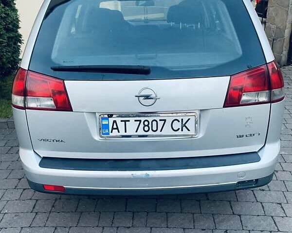 Серый Опель Вектра, объемом двигателя 1.9 л и пробегом 500 тыс. км за 3000 $, фото 7 на Automoto.ua