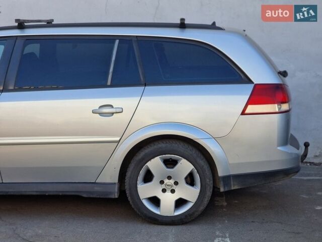 Серый Опель Вектра, объемом двигателя 1.9 л и пробегом 356 тыс. км за 4990 $, фото 13 на Automoto.ua