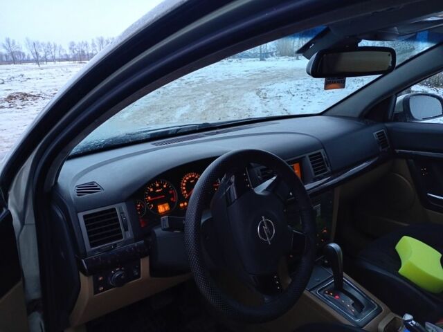 Сірий Опель Вектра, об'ємом двигуна 2.2 л та пробігом 320 тис. км за 2850 $, фото 4 на Automoto.ua