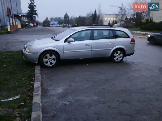 Сірий Опель Вектра, об'ємом двигуна 2.2 л та пробігом 300 тис. км за 4200 $, фото 3 на Automoto.ua