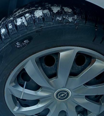 Сірий Опель Вектра, об'ємом двигуна 1.8 л та пробігом 218 тис. км за 3800 $, фото 11 на Automoto.ua